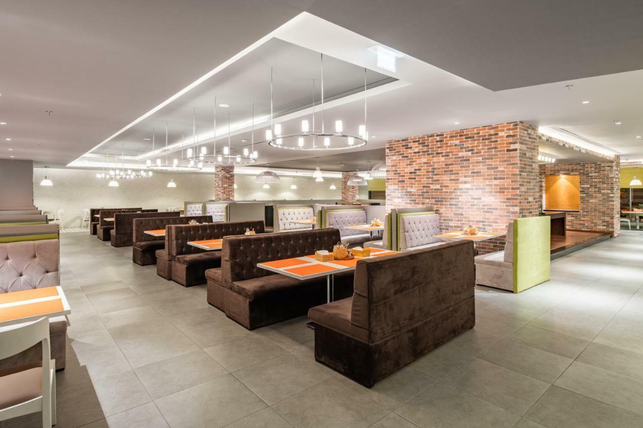 Radisson Hotel & Apartments Dammam Industrial City Buitenkant foto