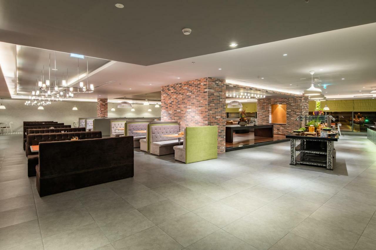 Radisson Hotel & Apartments Dammam Industrial City Buitenkant foto